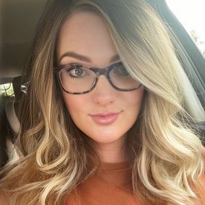 Meet your Posher, Kristin